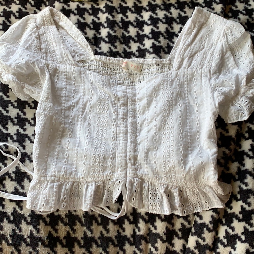 Shein Cropped white top